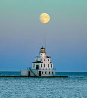 Full Moon Lighthouse 4